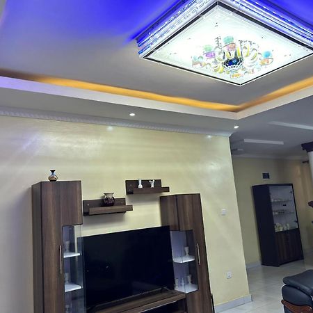 The Vibrant Lodge Gacuriro Kigali Extérieur photo