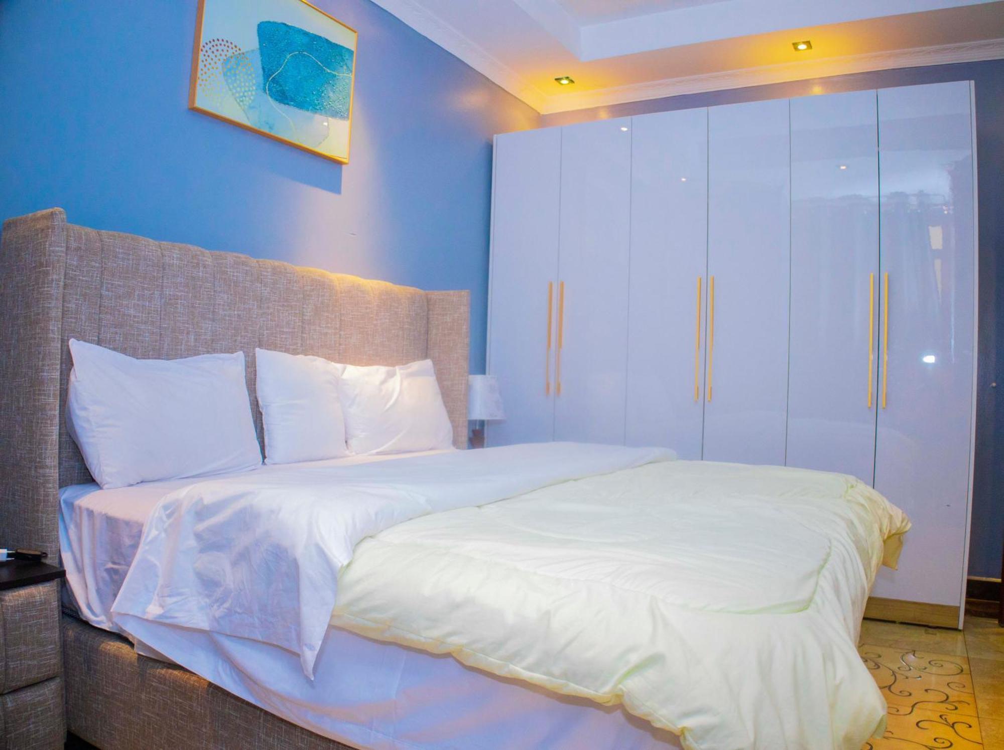 The Vibrant Lodge Gacuriro Kigali Extérieur photo